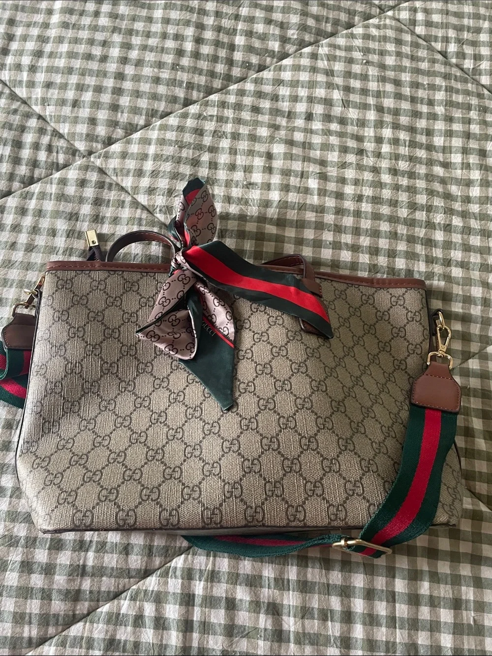 Source Unknown Brown Monogram Tote with Green and Red Strap - Picture 4 of 9